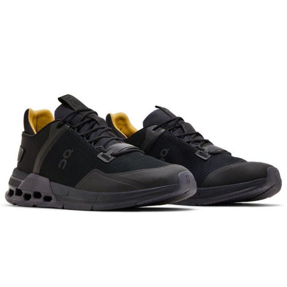 ON Running  Cloudnova Flux 'Suma' Black Women's Size 5.5 NEW